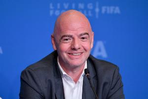 记者谈FIFA卖世界杯股份：因凡蒂诺想像NFL总裁那样年收6400万刀